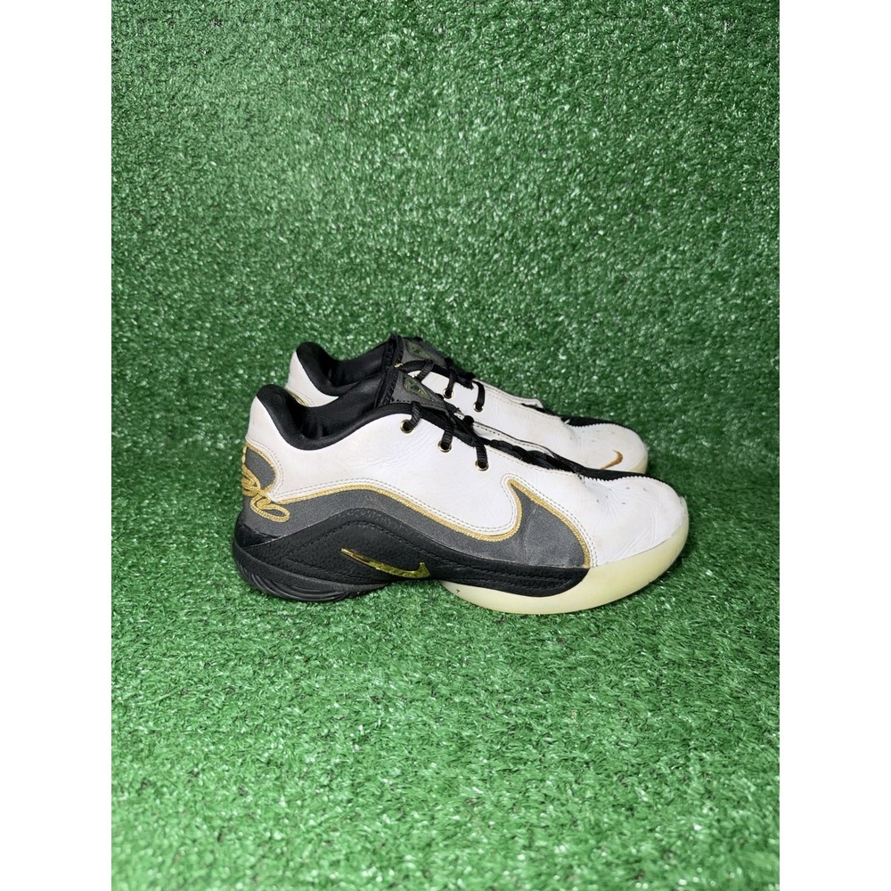 Nike LeBron 22 Youth Size 6Y Womens 7.5‎ Black Gold Basketball Shoes HV8616-100